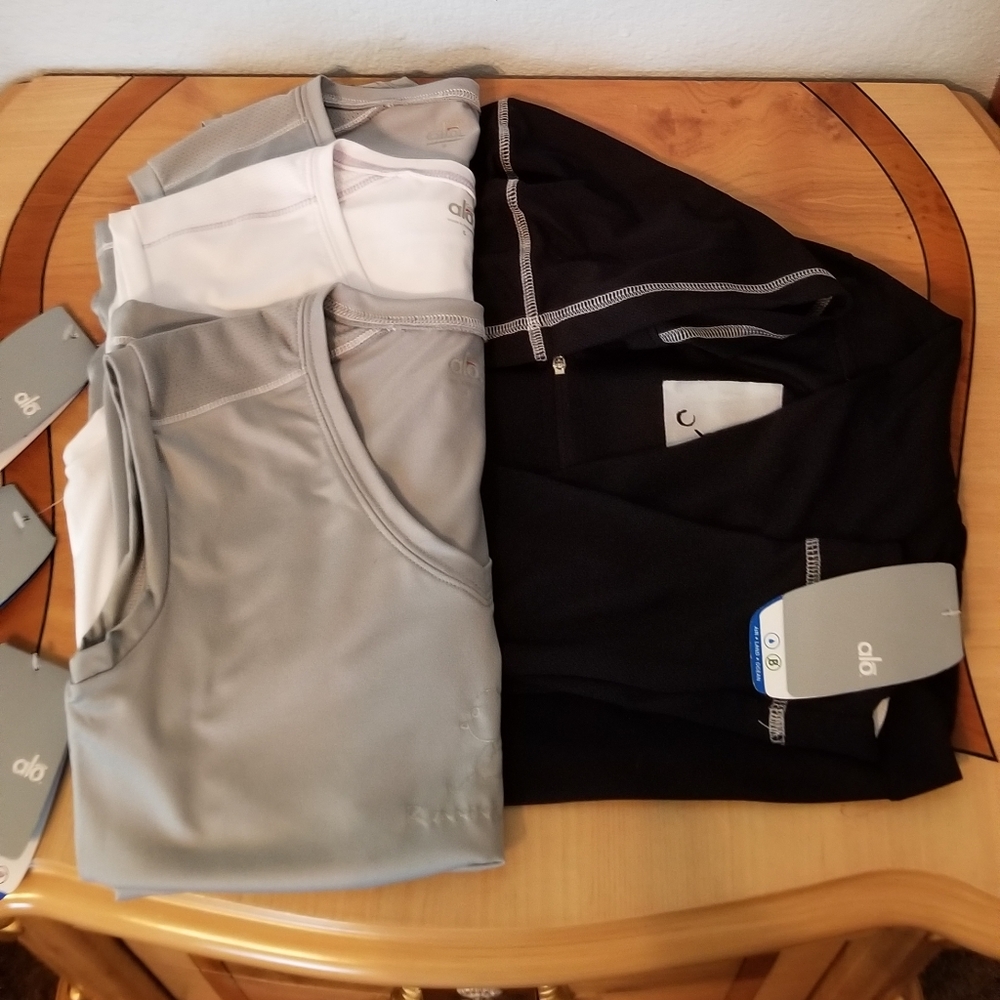 OLA YOGA BUNDLE NWT